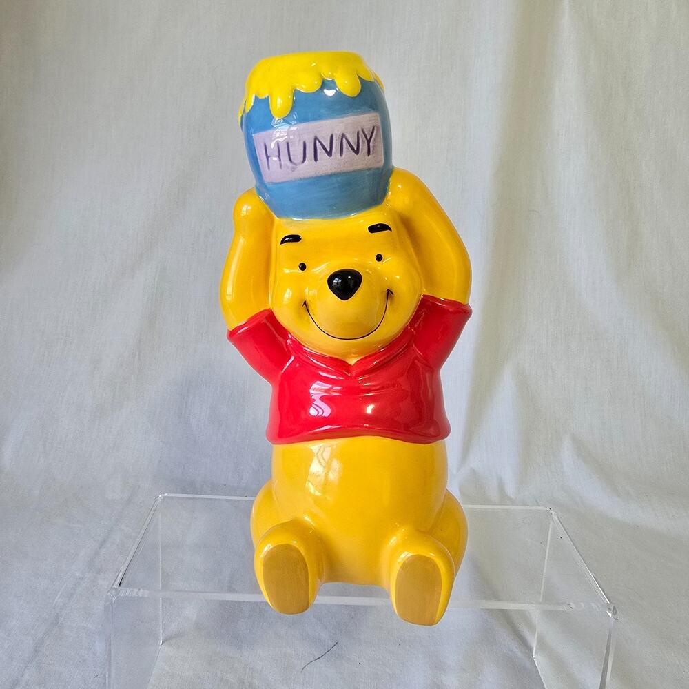 Kreisler Winnie the Pooh Ceramic Coin Bank w/ Honey Pot WCB-1001 / 6"